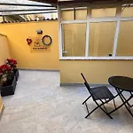 In - Arenaccia 211 And 住宿加早餐酒店 4*